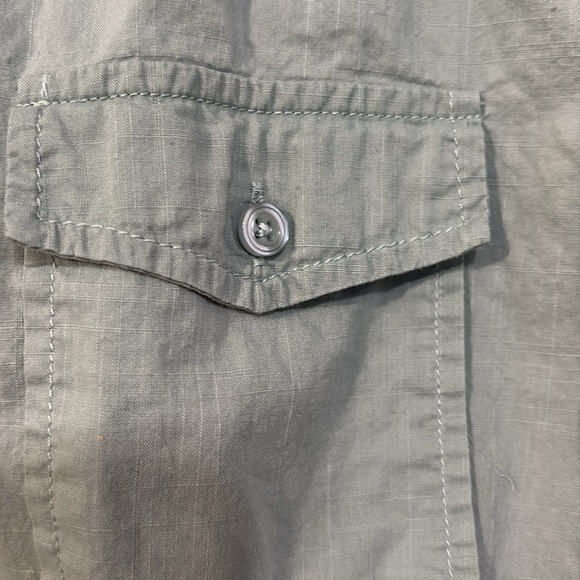 Aventura Women's Green Button Down Shirt - Picture 7 of 7